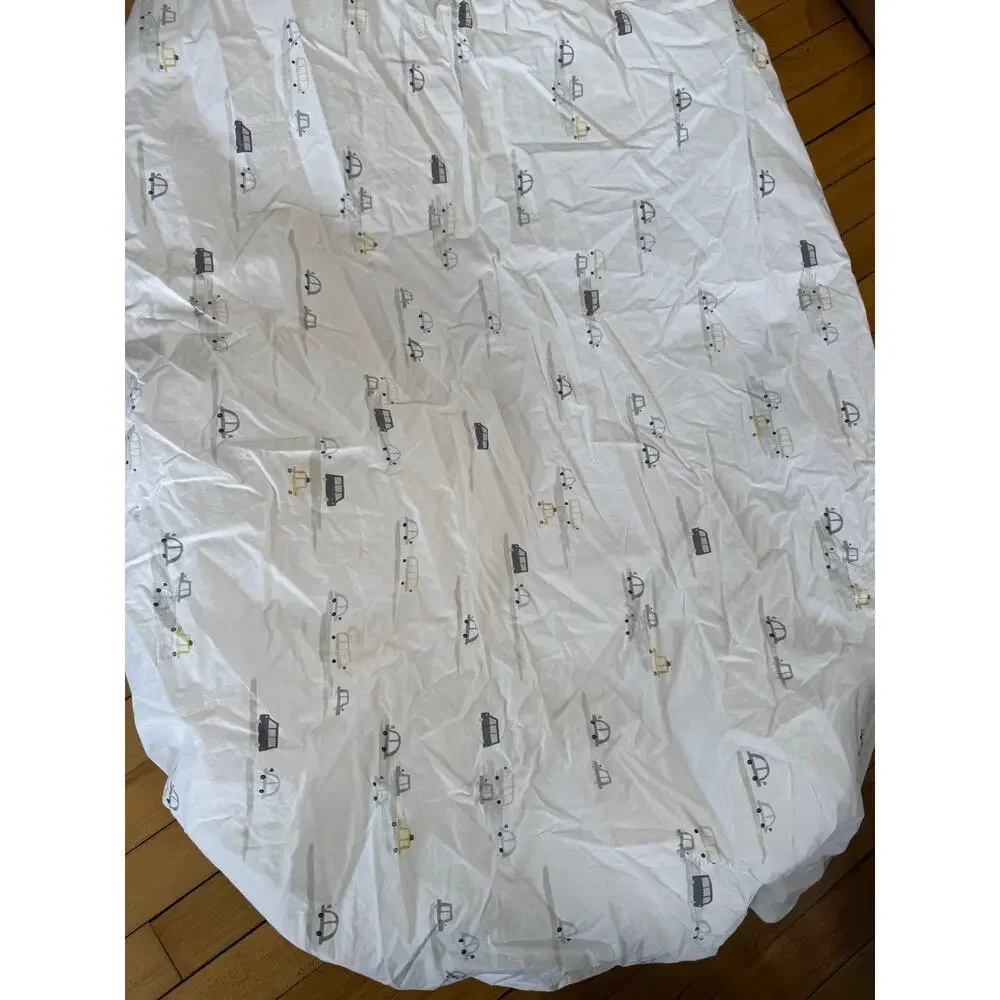 Pottery Barn‎ Kids car print crib sheet 27.5x52 in.